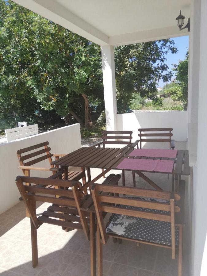 Apartments And Rooms With Parking Space Zavala, Hvar - 128 Jelsa  Exterior photo