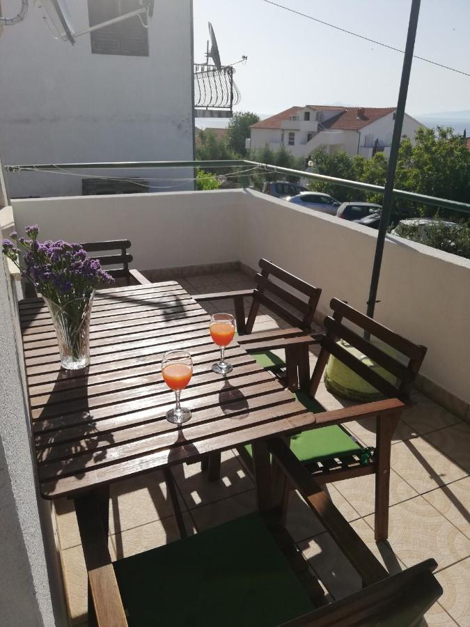 Apartments And Rooms With Parking Space Zavala, Hvar - 128 Jelsa  Exterior photo